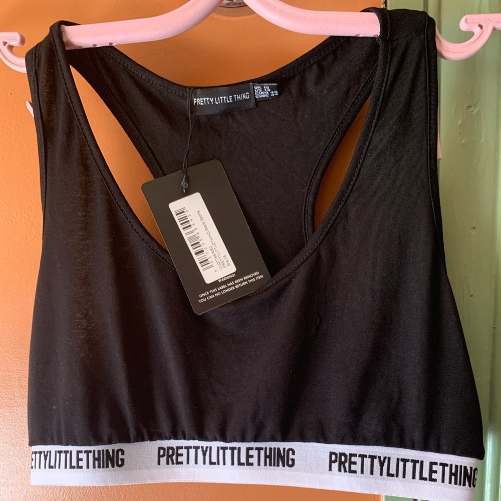 Prettylittlething sports bra